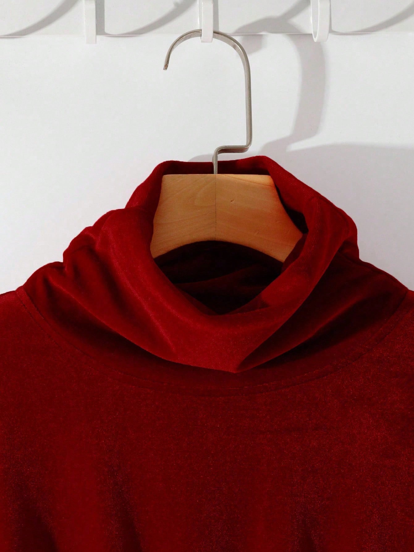 Women's Velvet High Neck Peplu - Wine & Beer Unlimited Spirits reseña y precio